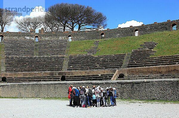Das Theater  Pompeji  antike Stadt in Kampanien am Golf von Neapel  beim Ausbruch des Vesuvs im Jahr 79 n. Chr. verschüttet  Italien  Europa