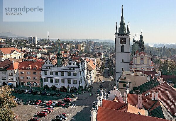 Litomenice  deutsch Leitmeritz  ist eine Stadt in Tschechien und Sitz des Bistums Leitmeritz. Sie gehört zur Region Ústí nad Labem in Nordböhmen. Marktplatz