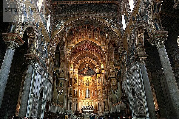 Stadt Monreale  in der Kathedrale Santa Maria Nuova  Unesco Weltkulturerbe  Sizilien  Italien  Europa