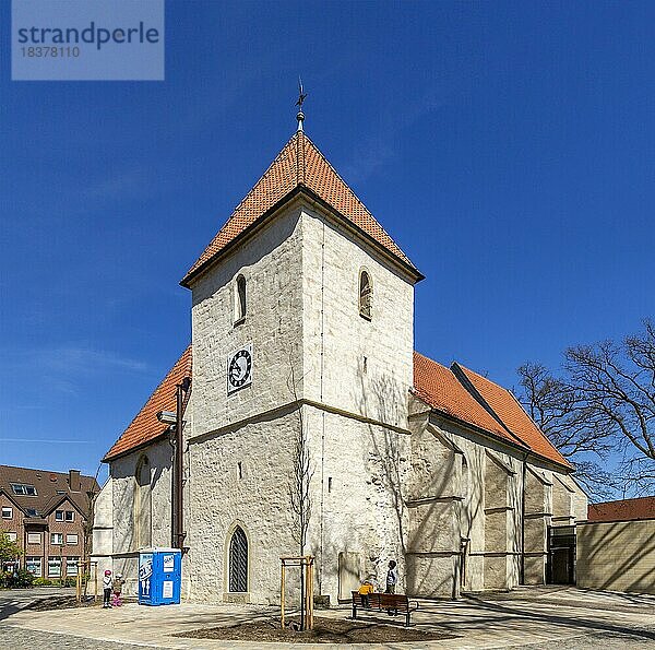 Ehemalige katholische Pfarrkirche St. Simon und Judas  heute sakrales Museum  Reken  Münsterland  Nordrhein-Westfalen  Deutschland  Europa