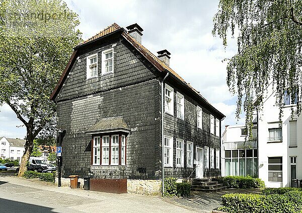 Historisches Wohngebäude von 1830  Bahnhofstraße  Lengerich  Nordrhein-Westfalen  Deutschland  Europa