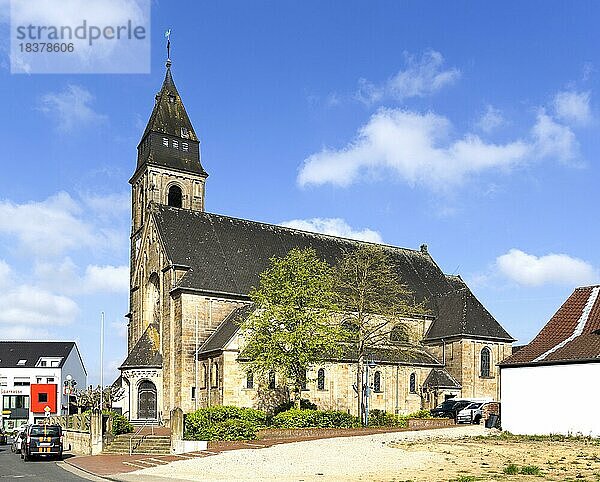 Katholische Pfarrkirche St. Ludgerus von 1915  Schermbeck  Münsterland  Nordrhein-Westfalen  Deutschland  Europa