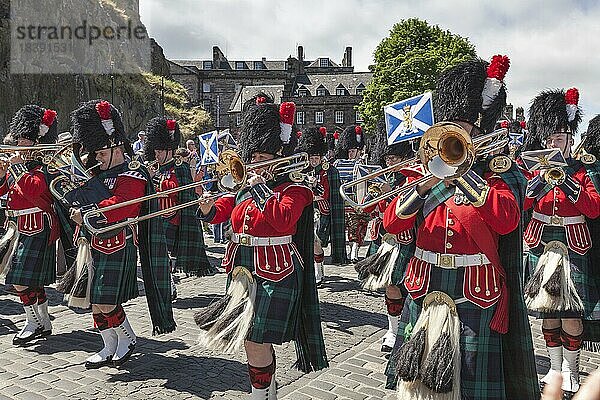 Parade  Edinburgh Castle  Schottland  Großbritannien  Europa