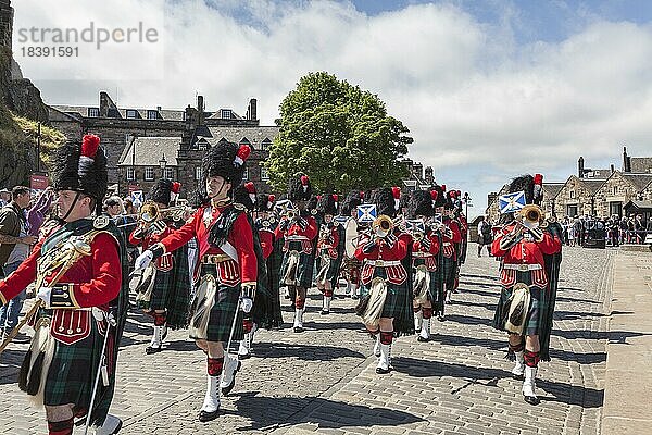Parade  Edinburgh Castle  Schottland  Großbritannien  Europa