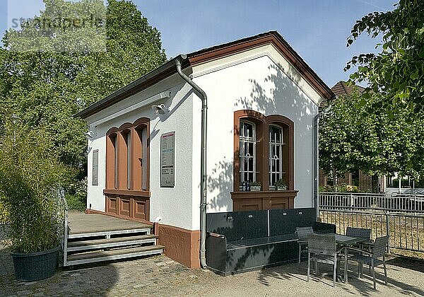 Gelder- und Wachthaus am Rheinufer  Worms  Rheinland-Pfalz  Deutschland  Europa