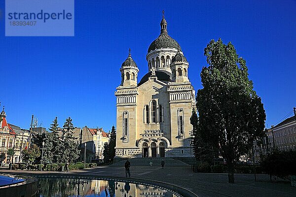 Orthodoxe Kathedrale an der Piata Avram Iancu in Cluj  Siebenbürgen  Rumänien  Europa