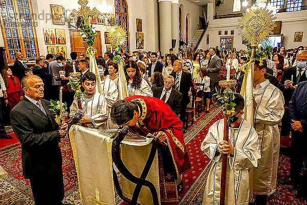 Ostergottesdienst in der orthodoxen Kirche Wadi El Chahrour El Suflah  Libanon  Naher Osten