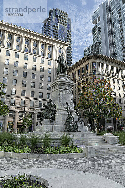 Edward VII-Denkmal im Phillips Square Park  Montreal  Quebec  Kanada  Nordamerika