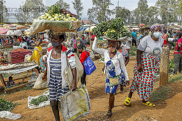Wochenmarkt in Nyamata  Ruanda  Afrika