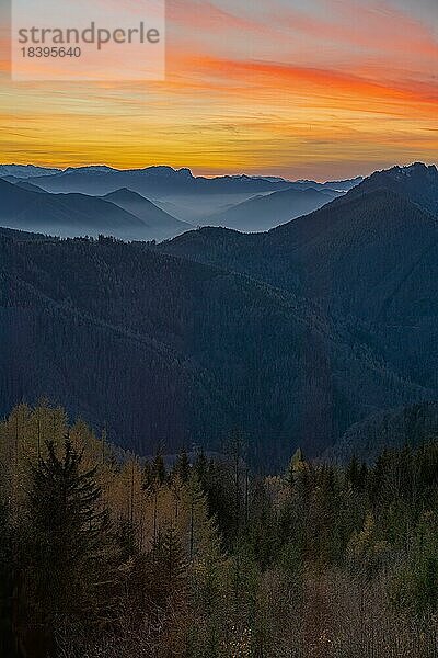 Sonnenuntergang im Nationalpark Kalkalpen  Reichraming  Nationalpark Kalkalpen