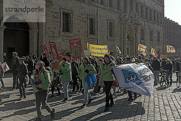 Demonstration Fridays for future in Nürnberg  Mittelfranken  Bayern  Deutschland  Europa