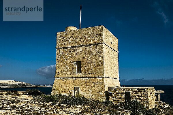 Madliena Tower  einer von mehreren Wachtürmen an der maltesischen Küste  Malta  Europa