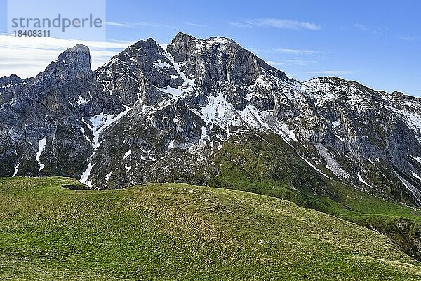 Monte Cernera  Passo Giau  Dolomiten  Belluno  Italien  Europa