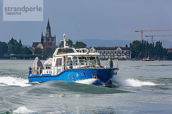 Polizeiboot 24 der Wasserschutzpolizei auf dem Bodensee  Konstanz  Baden-Württemberg  Deutschland  Europa