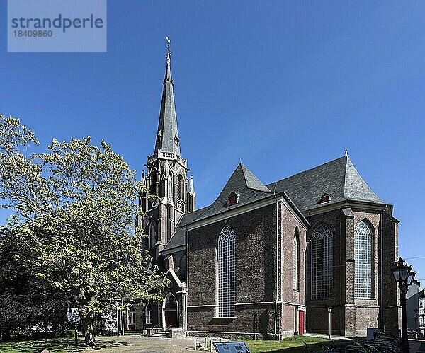 Evangelische Stadtkirche  Moers  Nordrhein-Westfalen  Nordrhein-Westfalen  Deutschland  Europa