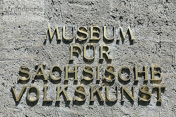 Museum für Sächsische Volkskunst in Dresden  untergebracht im Jägerhof aus dem 16. Jahrhundert  Dresden  Sachsen  Deutschland  Europa