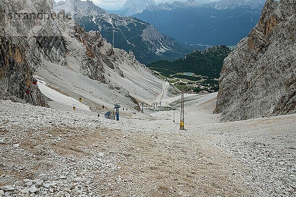 Gondelbahn zur Forcella Staunies  Monte Cristallo Gruppe  Dolomiten  Italien  Europa