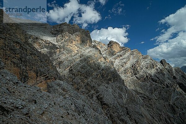 Schönes Bergpanorama in den italienischen Dolomiten. Dolomiten  Italien  Dolomiten  Italien  Europa