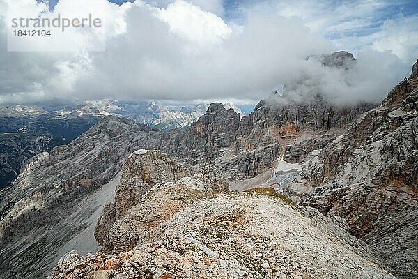 Schönes Bergpanorama in den italienischen Dolomiten. Dolomiten  Italien  Dolomiten  Italien  Europa