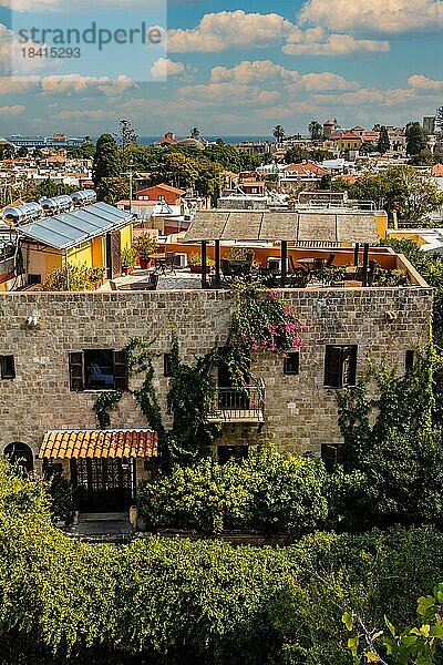 Haus mit Dachgarten  Altstadt-Gasse  Rhodos-Stadt  Griechenland  Europa