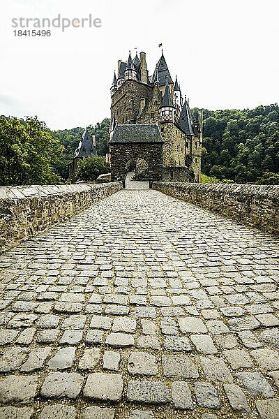 Burg Eltz  Wierschem  Mosel  Rheinland-Pfalz  Deutschland  Europa