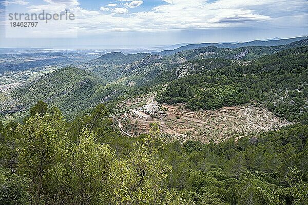 Blick über Mallorca vom Castell d Alaró  Puig d Alaró?  Mallorca  Spanien  Europa