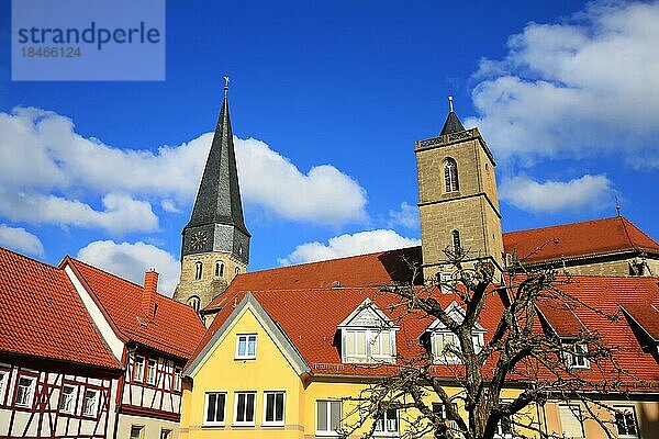 Die historische Altstadt von Münnerstadt mit Blick auf die Kirche St. Maria Magdalena. Münnerstadt  Bad Kissingen  Unterfranken  Bayern  Deutschland  Europa
