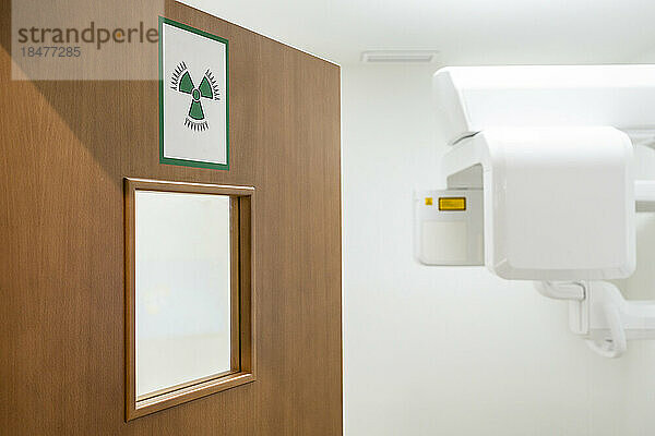 Röntgengerät in einer medizinischen Klinik