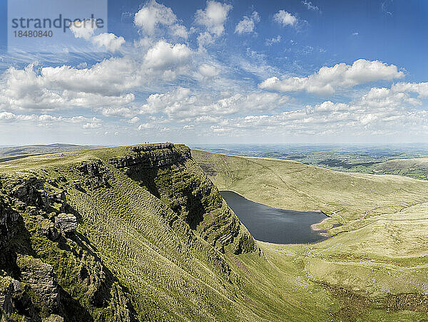 Tranquil view of Fan Brycheiniog on sunny day  Brecon Beacons  Wales