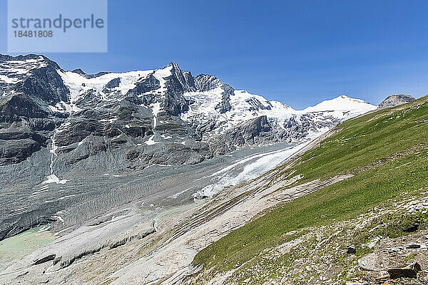 Österreich  Kärnten  Blick auf den Pasterze-Gletscher in den Hohen Tauern