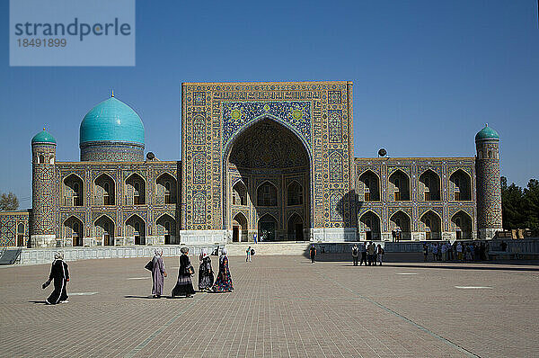 Tilla-Kari-Madrassa  fertiggestellt 1660  Registan-Platz  UNESCO-Weltkulturerbe  Samarkand  Usbekistan  Zentralasien  Asien