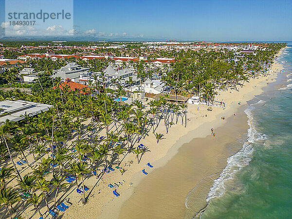 Luftaufnahme von Bavaro Beach  Punta Cana  Dominikanische Republik  Westindien  Karibik  Mittelamerika