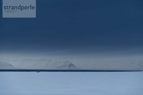 Epische Wildnis im nördlichsten Gebiet Europas  Svalbard Archipelago  Arktis  Norwegen  Europa