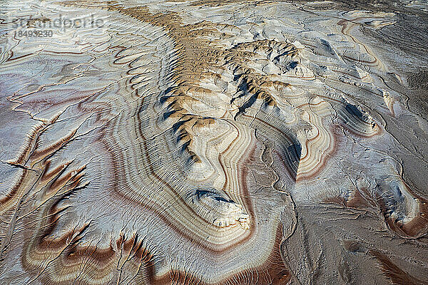 Mehrfarbige Sandsteinschichten  Kyzylkup  Mangystau  Kasachstan  Zentralasien  Asien