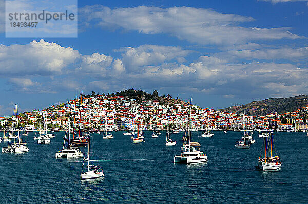 Poros  Saronischer Golf  Griechische Inseln  Griechenland  Europa