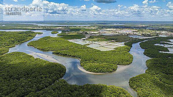 Luftaufnahme des Vaza-Barris-Flusses  Sao Cristovao  Sergipe  Brasilien  Südamerika