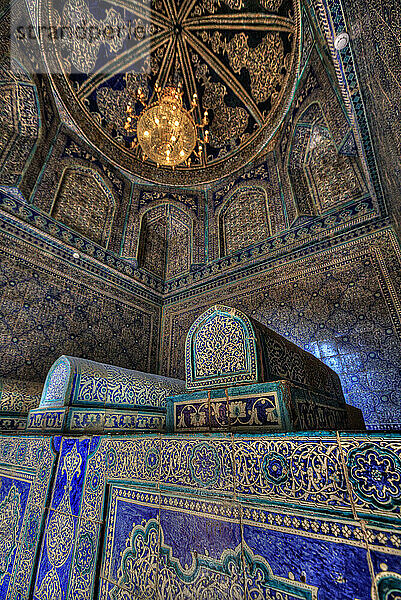 Gräber  Innenraum  Pakhlavon Mahmud Mausoleum  Ichon Qala (Itchan Kala)  UNESCO-Weltkulturerbe  Chiwa  Usbekistan  Zentralasien  Asien