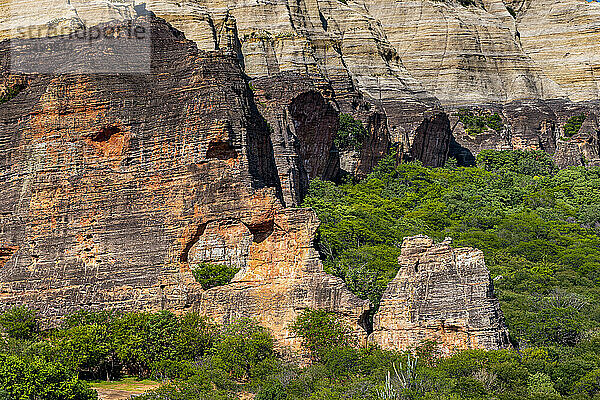 Steinbogen in Pedra Furada  Nationalpark Serra da Capivara  UNESCO-Welterbe  Piaui  Brasilien  Südamerika