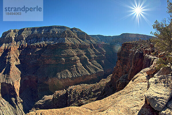 Blick auf Hermit Canyon und Hermit Basin vom Boucher Trail am Grand Canyon mit Pima Point oben links  Grand Canyon National Park  UNESCO-Weltkulturerbe  Arizona  Vereinigte Staaten von Amerika  Nordamerika