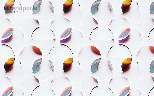 Zartes  abstraktes  formatfüllendes Muster mit überlappenden Kreisen