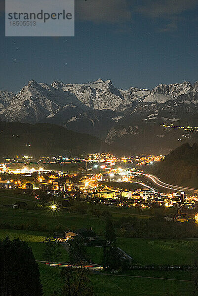 Winter Schweiz Alpen Berge Langzeitbelichtung Nachtansicht