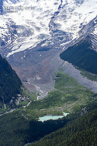 Gletschersee am Fuße des Mt.-Rainier-Nationalparks