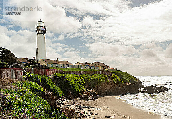Pigeon Point Lighthouse ist ein Leuchtturm in Kalifornien