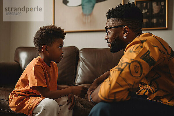 KI generativ. Afroamerikanischer Vater spricht mit seinem kleinen Sohn