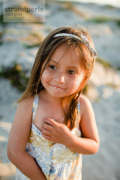 Aufnahme eines vierjährigen Mädchens am Strand von San Diego