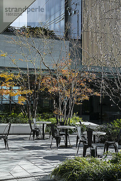 Leeres Café im Freien in Nagoya