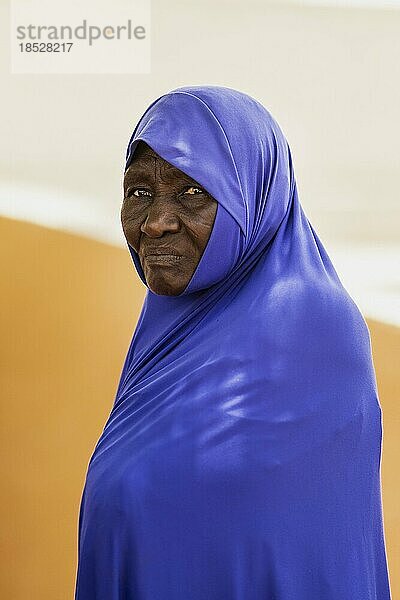 Eine Frau  aufgenommen in einer Flüchtlingssiedlung in Ouallam  14.04.2022.  Ouallam  Niger  Afrika