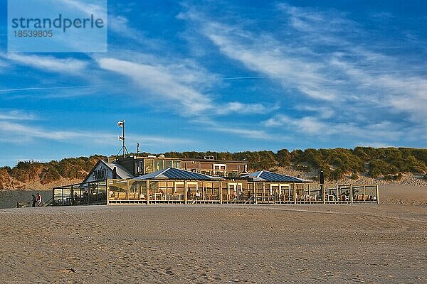 Strandpavillon Restaurant Paal 17 auf der Insel Texel im Norden der  Texel  Niederlande  Europa