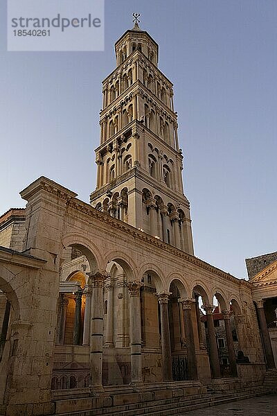 Diokletianspalast  Kathedrale Sveti Duje  Turm  Roman Catholic Archidiocese of Split-Makarska  Split  Splitsko-Dalmatinska  Kroatien  Europa