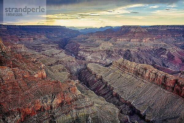 Grand Canyon. Arizona USA. Aussichtsplattform am South Rim